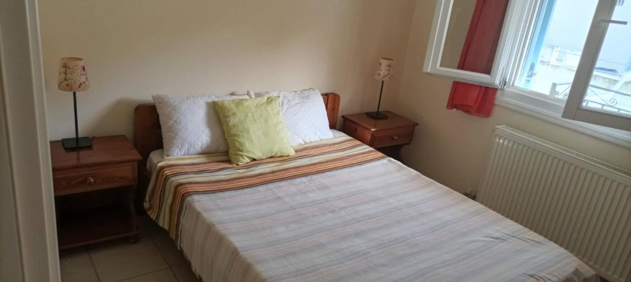 ואטי Lourantos Bayside Apartments מראה חיצוני תמונה